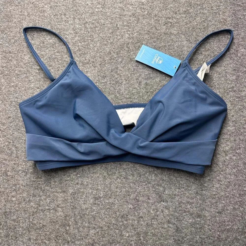 Cupshe Women's Twist Front‎ V-Neck Bralette Swimsuit Bikini Top in Steel Blue